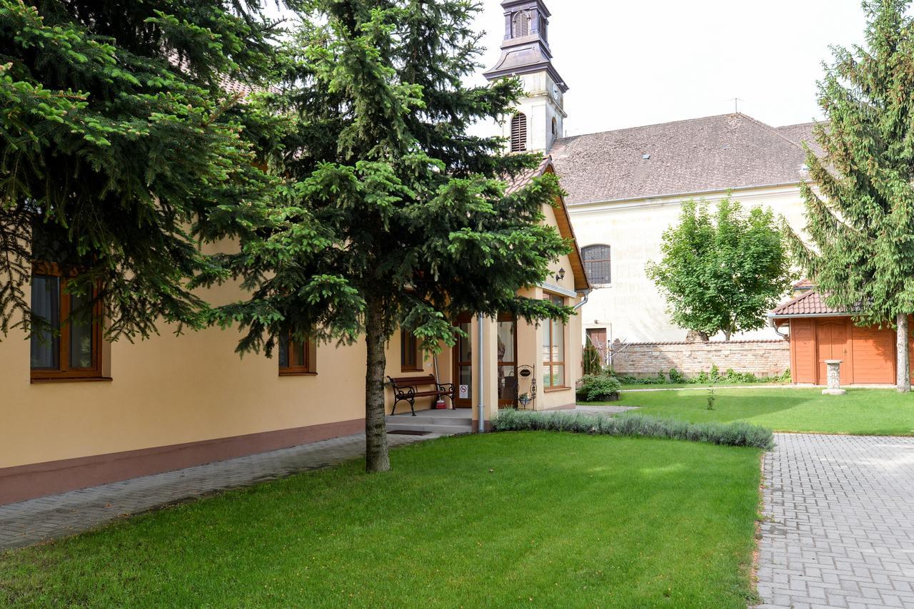 Althaus Vendeghaz Hotel Nemetker Exterior photo