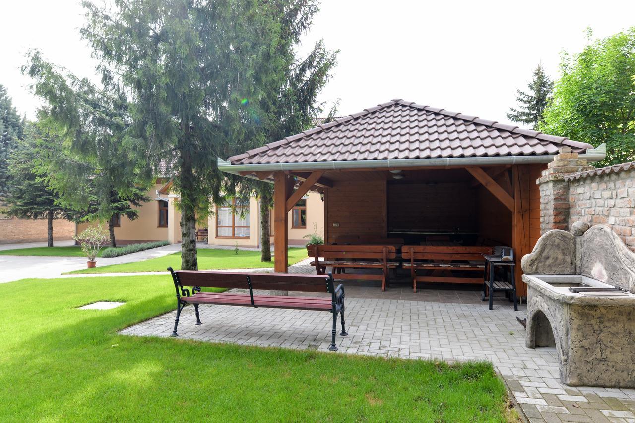 Althaus Vendeghaz Hotel Nemetker Exterior photo